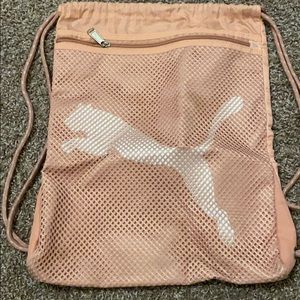 Pink puma cinch sack